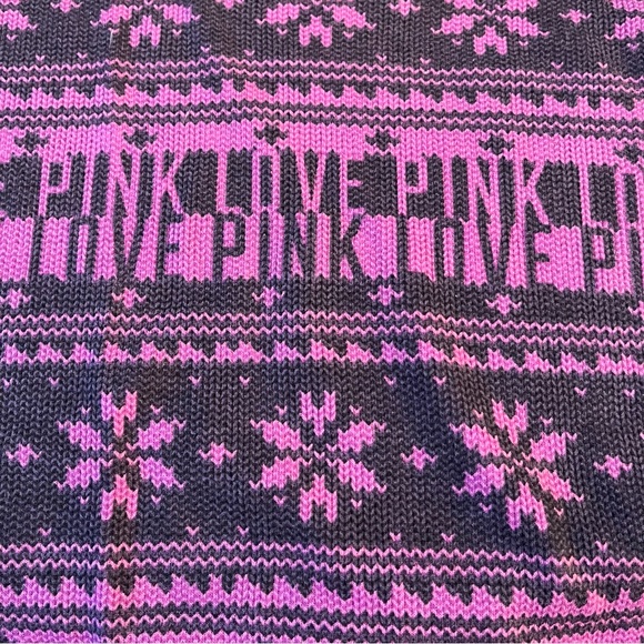 PINK Pyjama/Lounge Top Size Large Purple & Black Graphic Snow Flakes & LOVE PINK - Picture 2 of 4